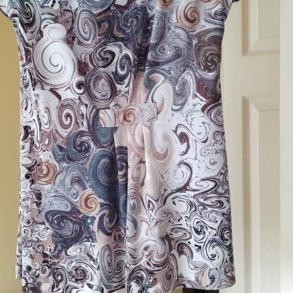 HP!!🎉🎉DORI- made in Italy ,super cool top🦋🦋NWOT - Picture 3 of 12